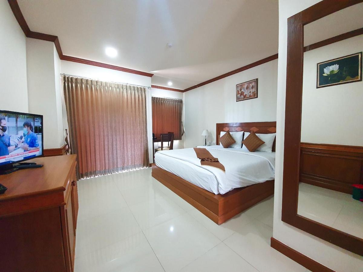 Airport Resort Phuket Nai Yang Beach Buitenkant foto