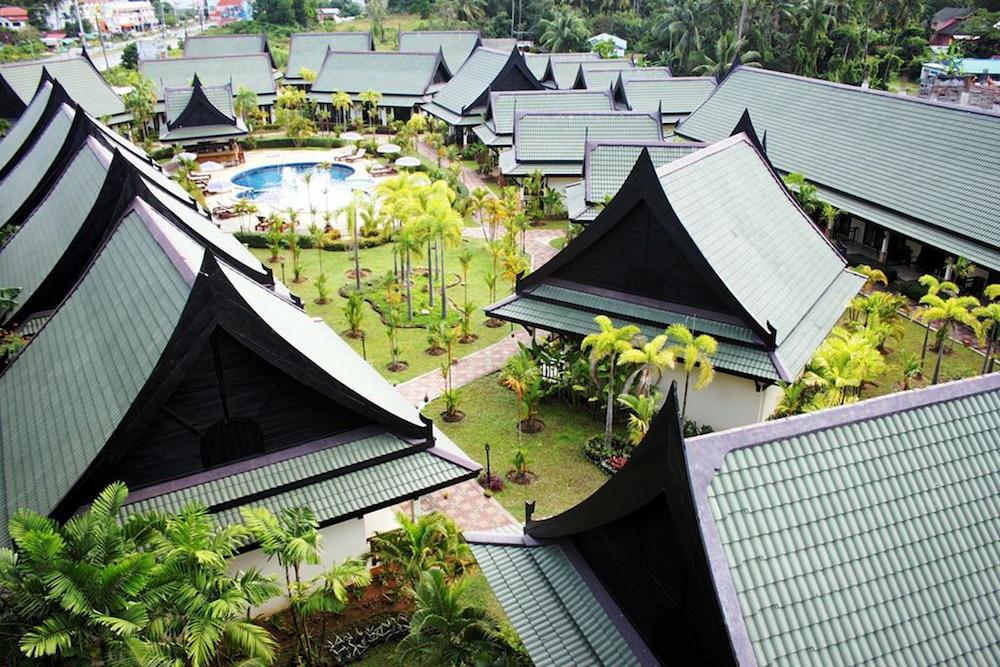 Airport Resort Phuket Nai Yang Beach Buitenkant foto