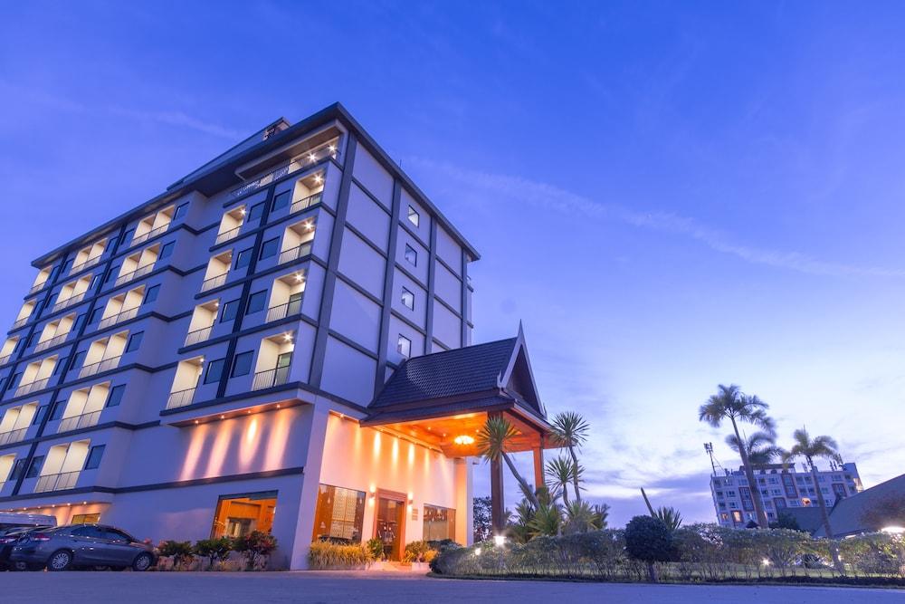 Airport Resort Phuket Nai Yang Beach Buitenkant foto