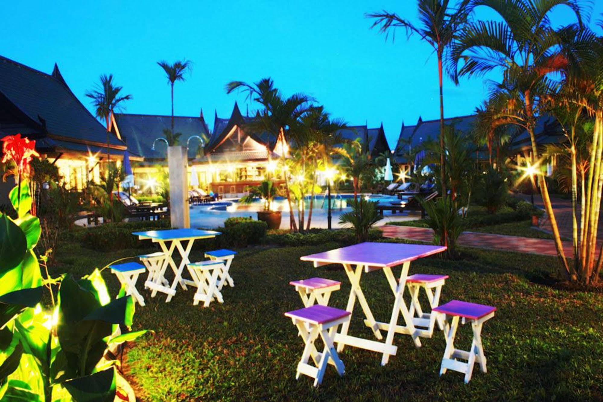 Airport Resort Phuket Nai Yang Beach Buitenkant foto