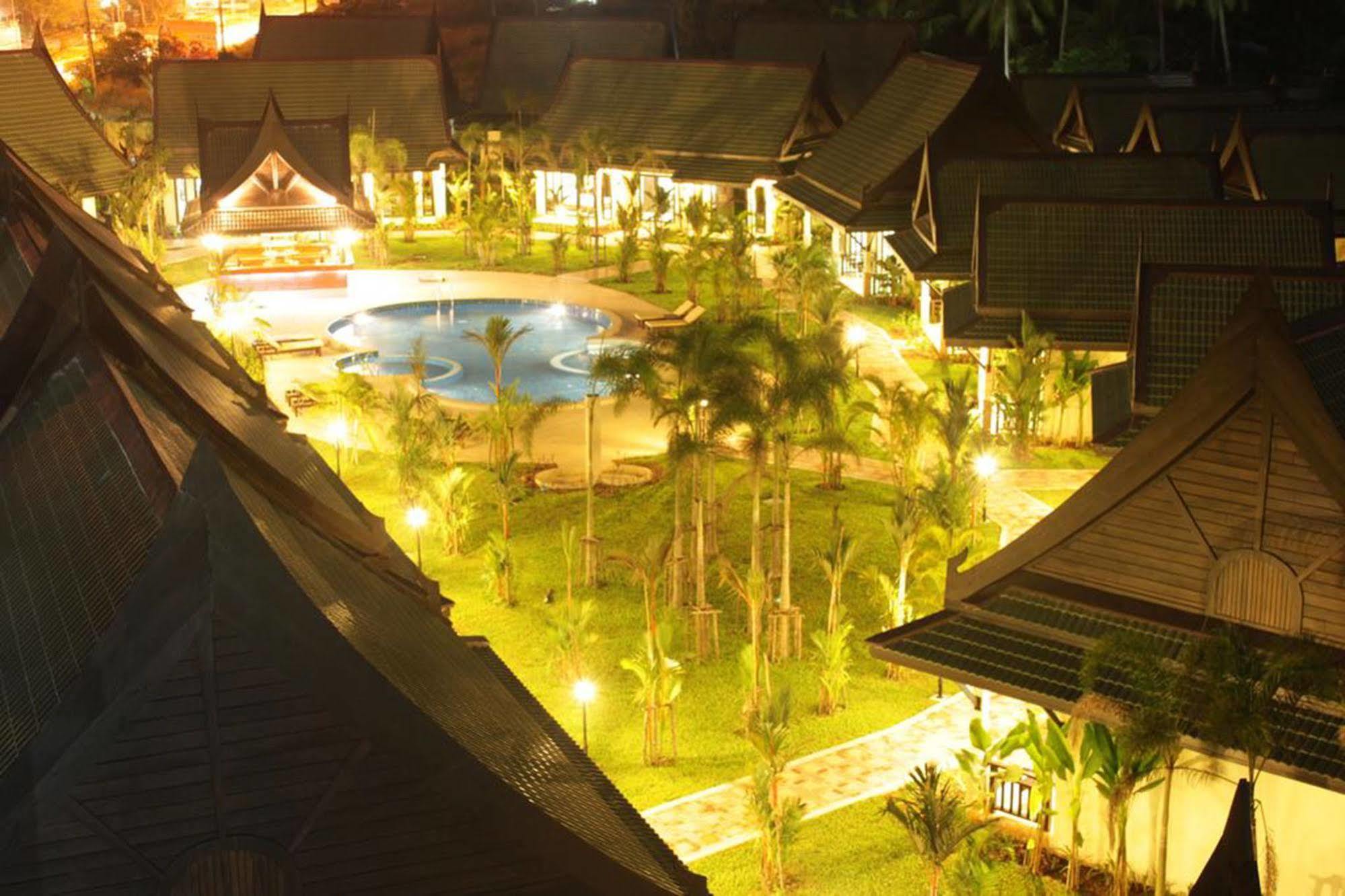 Airport Resort Phuket Nai Yang Beach Buitenkant foto